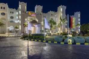 View from property - Royal Lagoons Resort & Aqua Park (Hurghada)