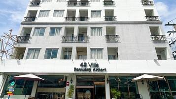 施設の正面