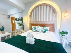 Phòng Deluxe, 1 giường cỡ king, không hút thuốc, bồn tắm | Màn/rèm cản sáng, truy cập Internet không dây miễn phí, bộ trải giường 
