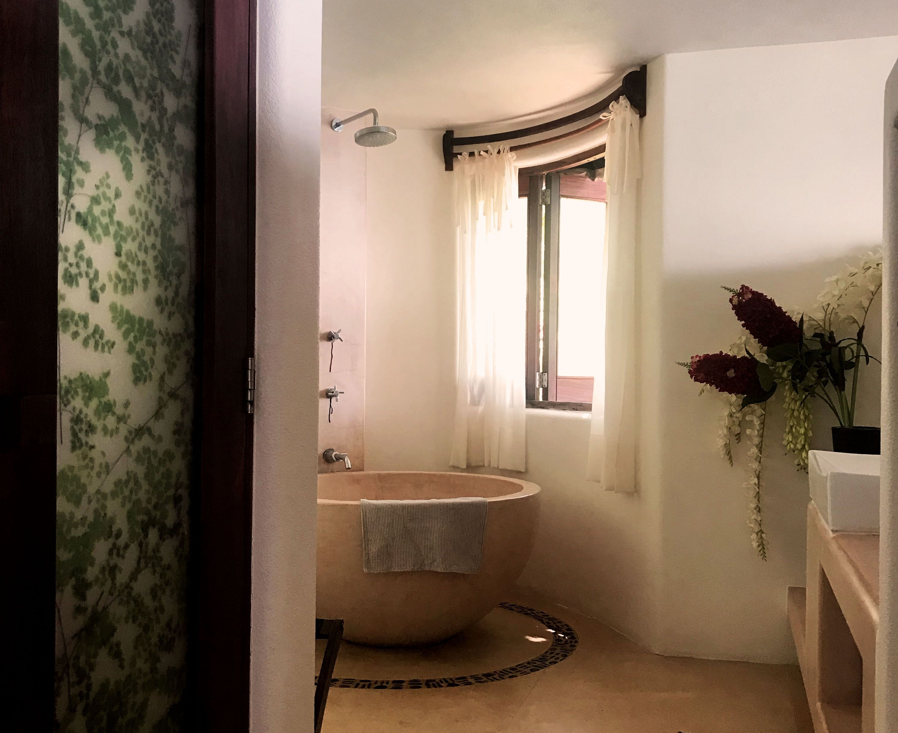Baño | Regadera, amenidades de baño gratuitas, toallas 