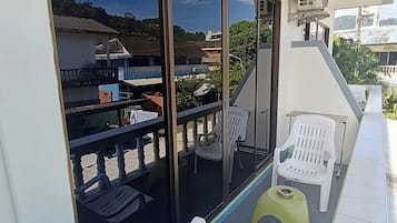 Family Quadruple Room, Kitchen, Garden Area | Terrace/patio