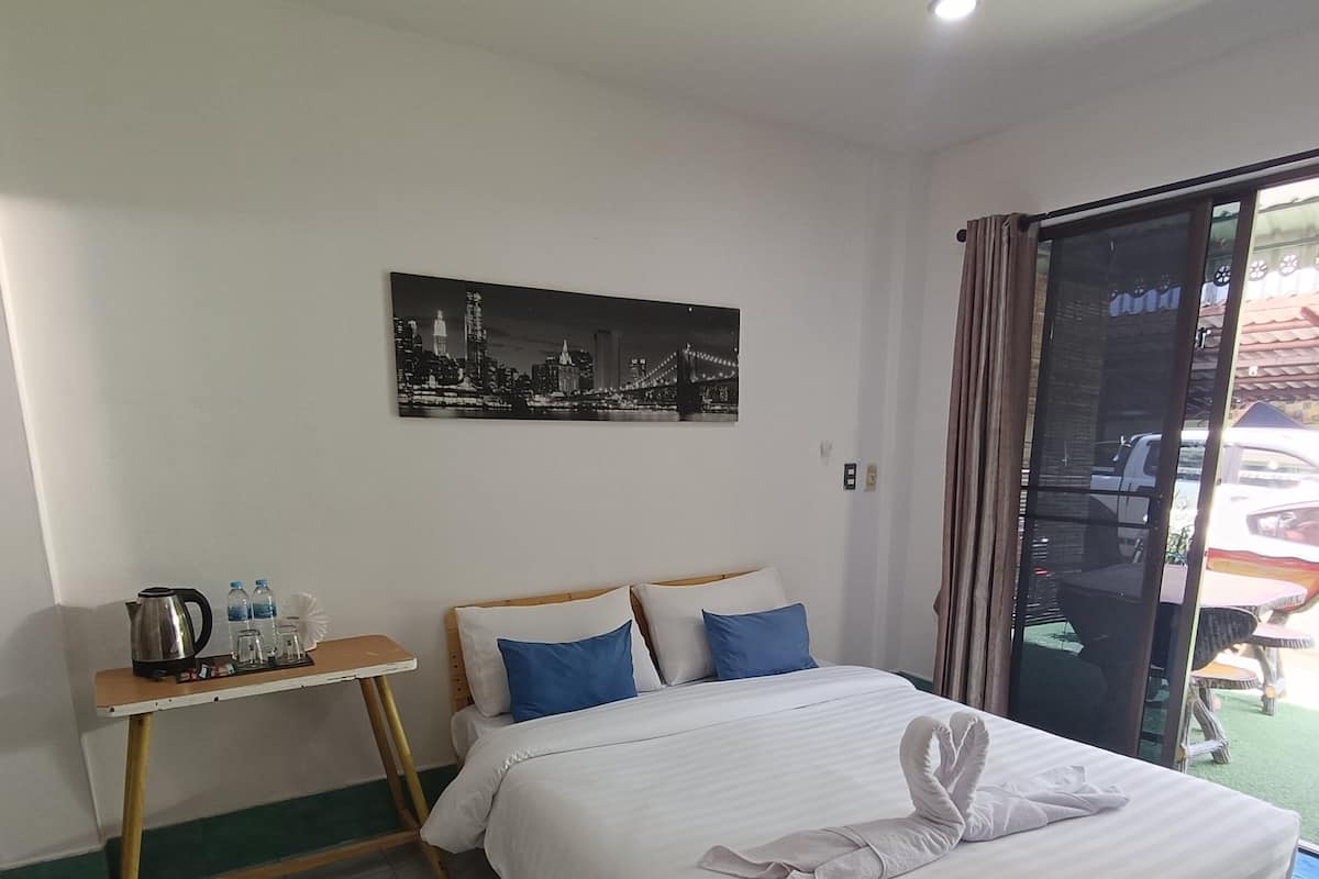 Standard Double Room | Property amenity