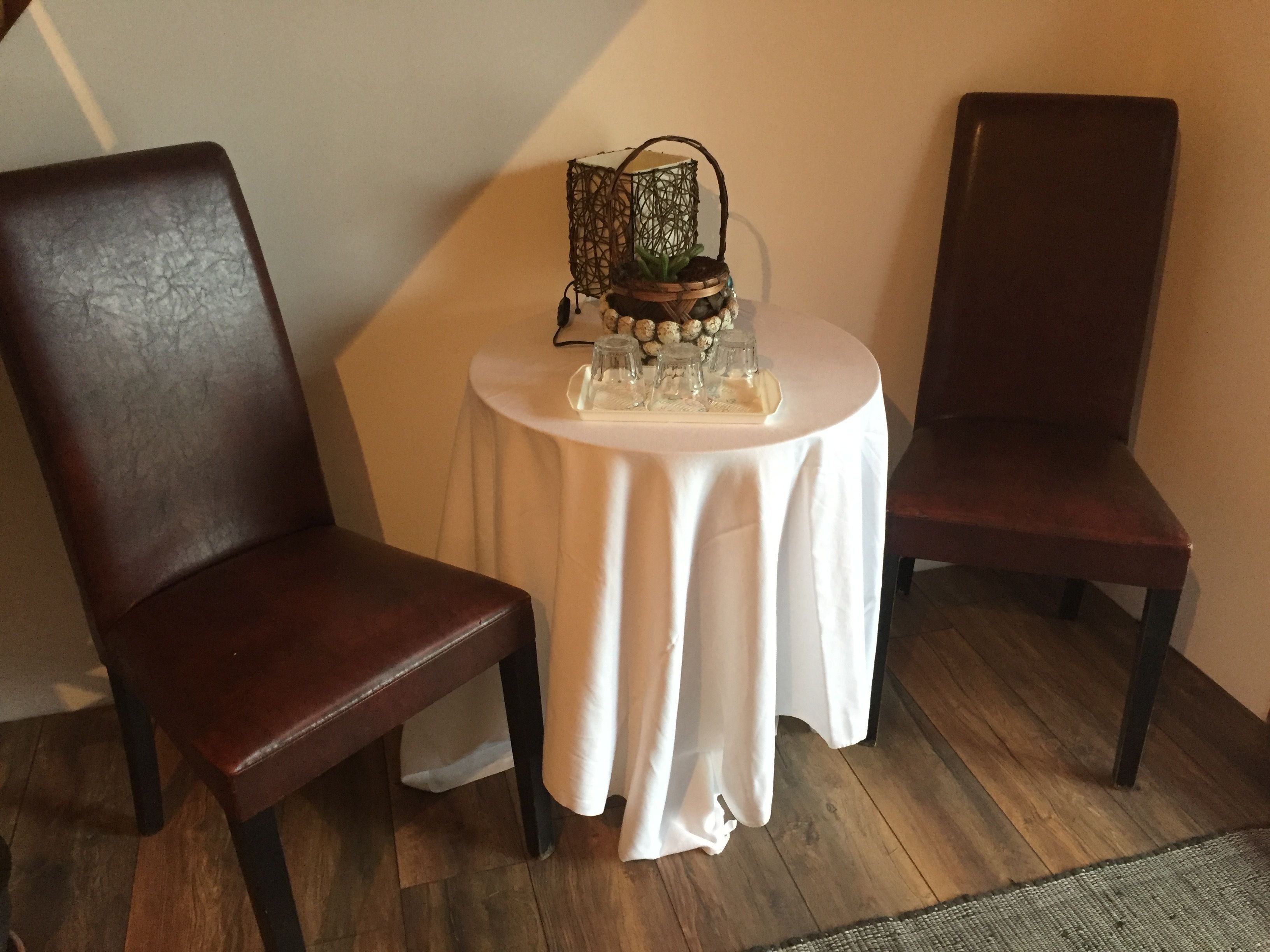 Bungalow Tradition, accessible aux personnes à mobilité réduite, terrasse | Coin séjour | Télévision LCD de 81 cm avec chaînes par satellite, télévision