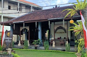 Front of property - Ladera Villa Ubud (Ubud)
