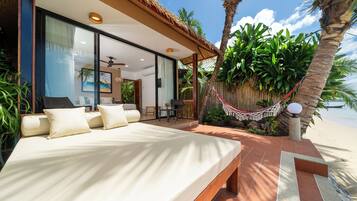 Premier Room, Sea View, Beachfront | Terrace/patio