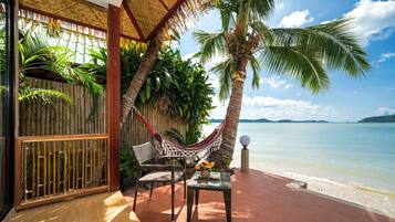 Premier Room, Sea View, Beachfront | Teres/patio