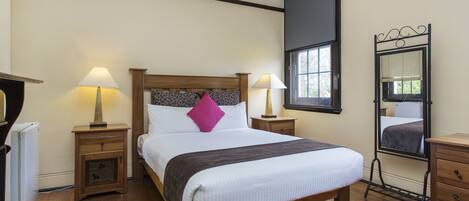 Egyptian cotton sheets, premium bedding, minibar, soundproofing