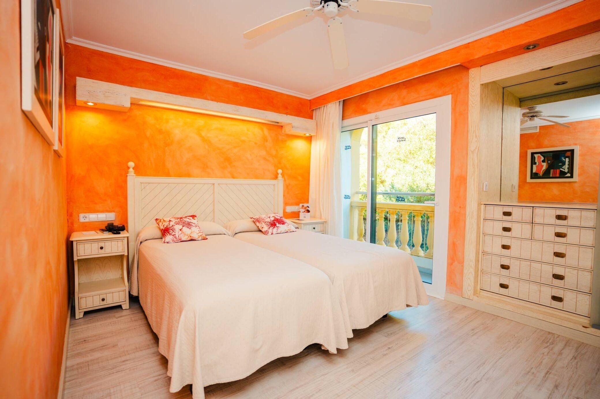 1 bedroom, in-room safe, free cots/infant beds, free WiFi