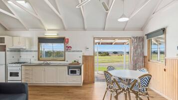 Standard Oceanfront 2 Bedroom Cabin | Living area