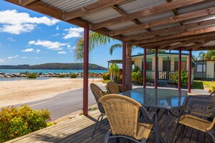 Superior Ocean View 3 Bedroom Villa | Bathroom | Free toiletries, towels, toilet paper