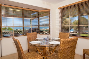 Standard Ocean View 2 Bedroom Villa | Living area