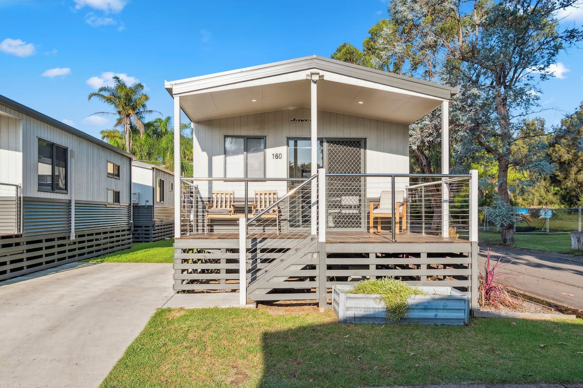 Cabana, vista para o porto (Pacific Pines Family) | Terraço/pátio