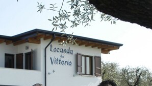 Breakfast, lunch and dinner served  - Locanda da Vittorio (Manerba del Garda)