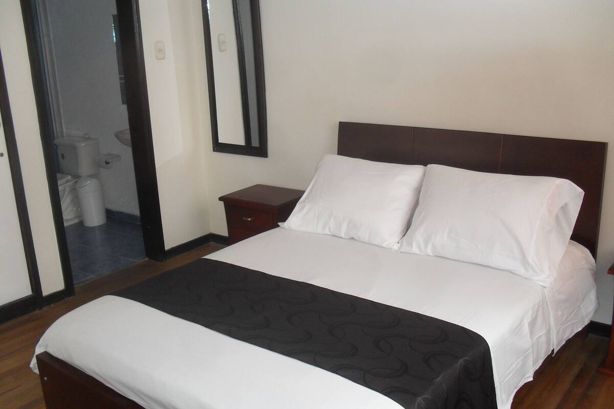 Studio | Individually furnished, desk, cots/infant beds, rollaway beds