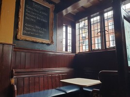 Bar (en la propiedad)