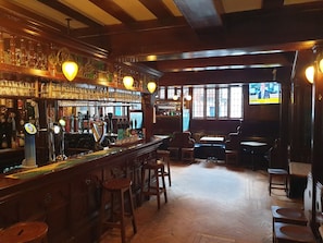 Bar (en la propiedad)