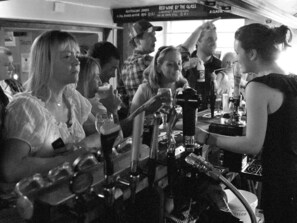 Bar (på overnattingsstedet)