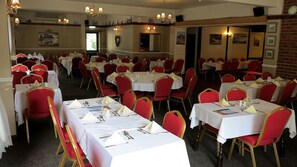 Der serveres aftensmad
