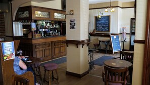 Bar (on property) - The Fox & Hounds (Guisborough)