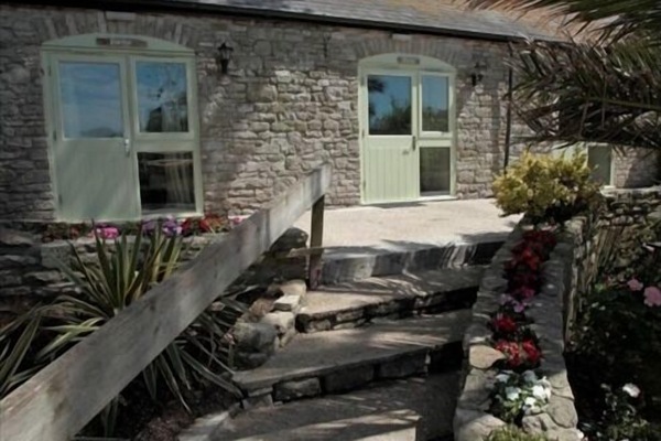 Suite, Ensuite | Exterior