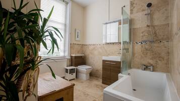 Apartment, Private Bathroom | Bathroom
