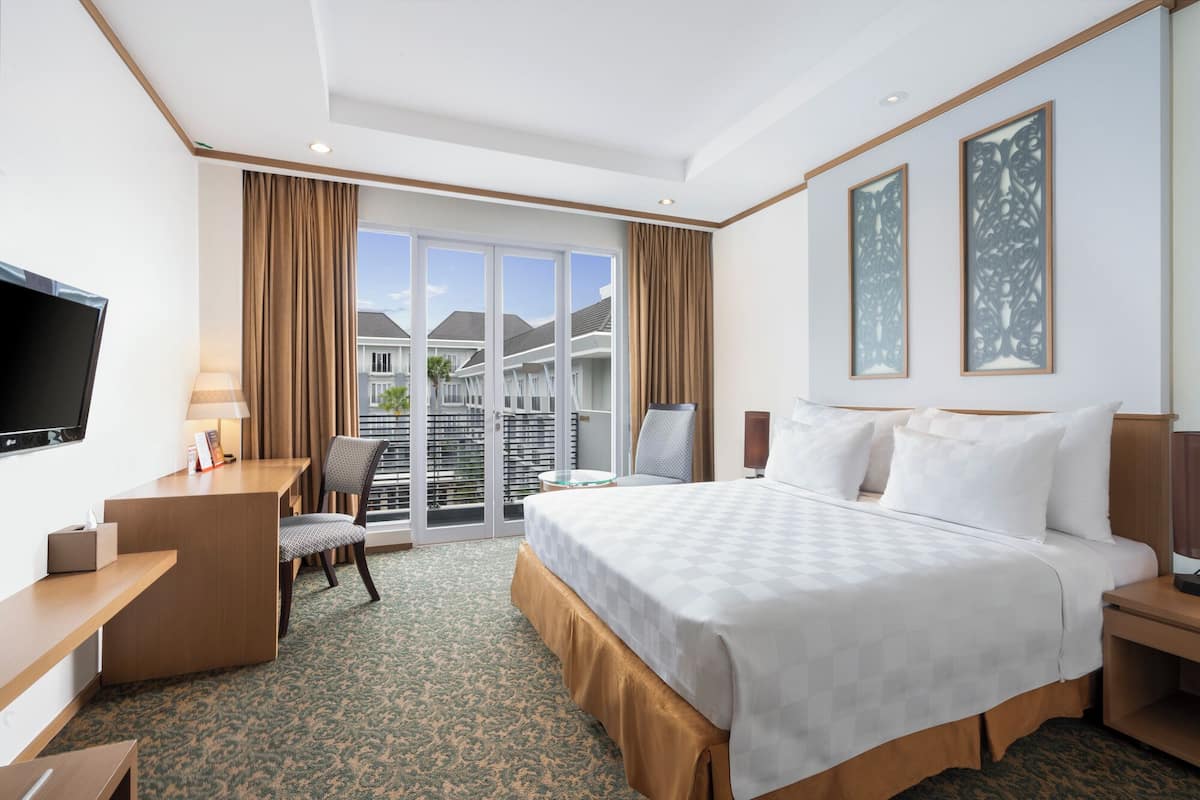 1 bedroom, minibar, in-room safe, desk