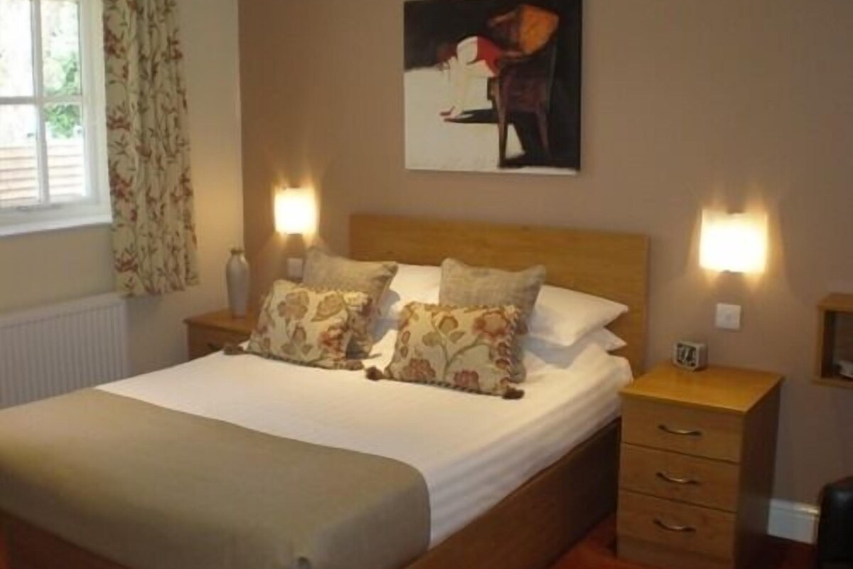 Triple Room, Ensuite | Rollaway beds, free WiFi