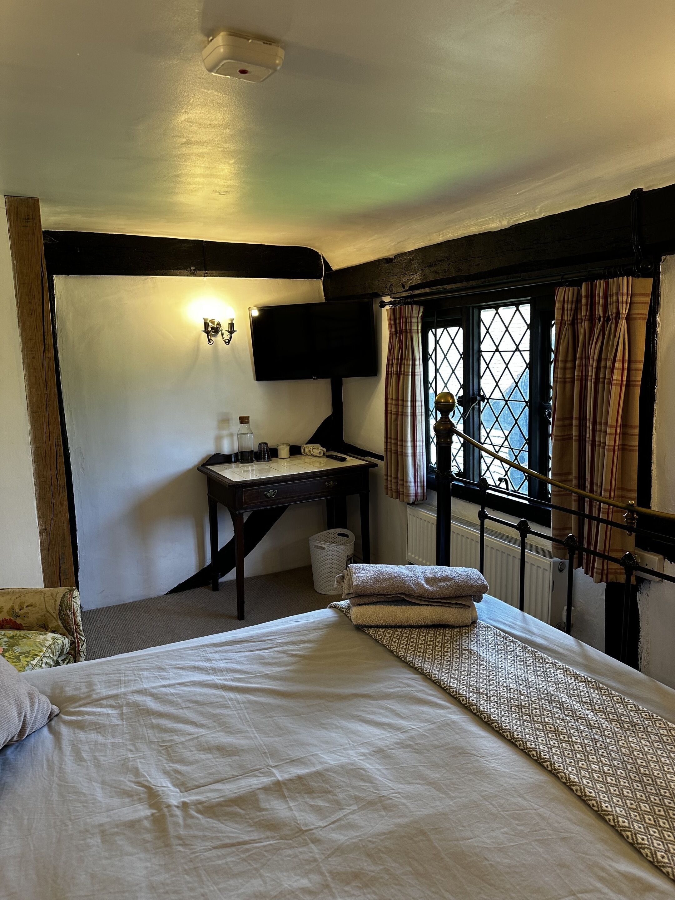 Double Room, Shared Bathroom