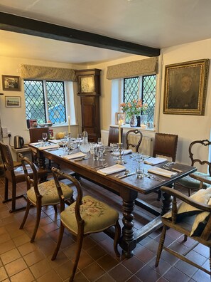 Restaurant - Bed and Breakfast Dunsfold (Godalming)