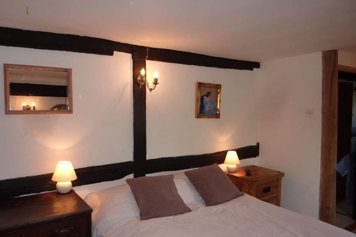Double Room, Shared Bathroom | 1 bedroom