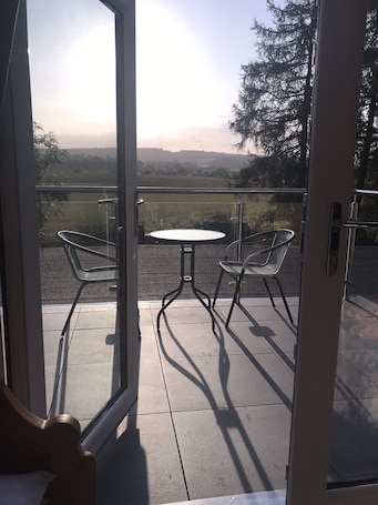 三人房, 独立浴室