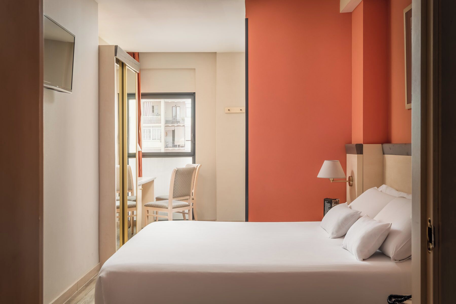 Photo - Petit Palace Trencadís