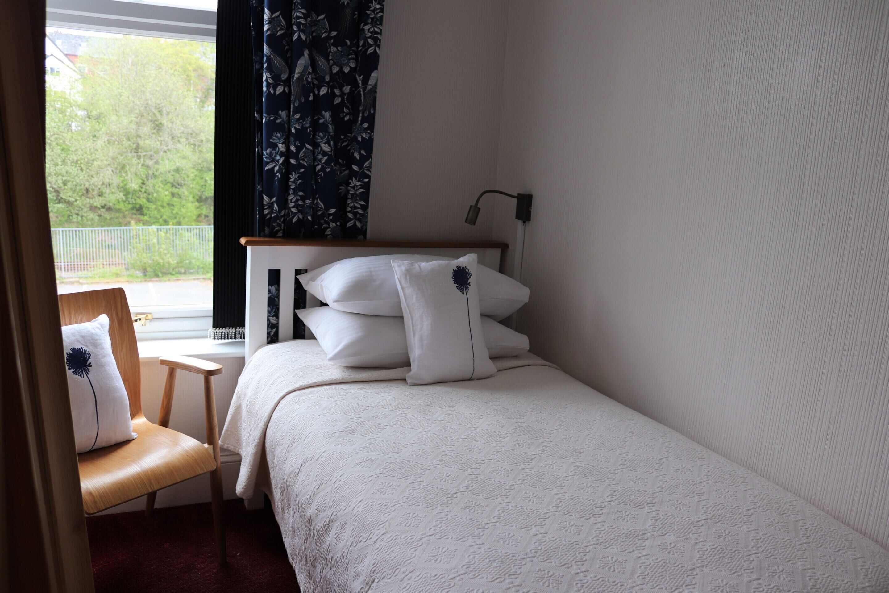 Enkeltværelse - eget badeværelse (Small)