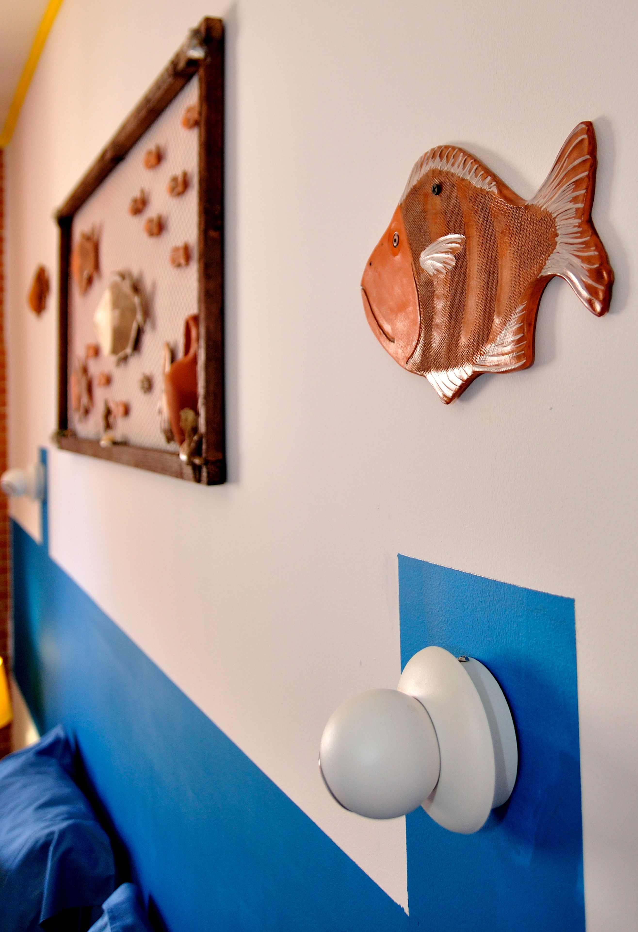 double room, private bathroom | in-room safe, desk, free wifi, bed sheets