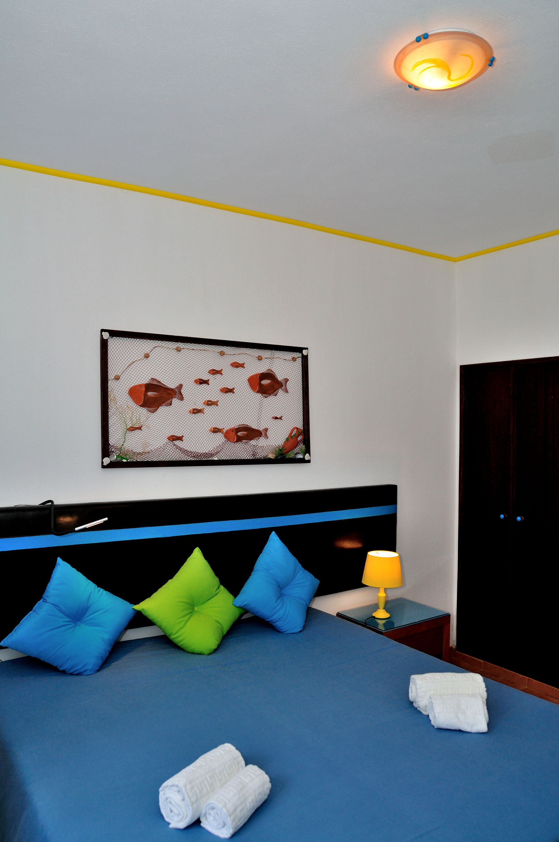 apartment, 1 bedroom, private bathroom | in-room safe, desk, free wifi, bed sheets