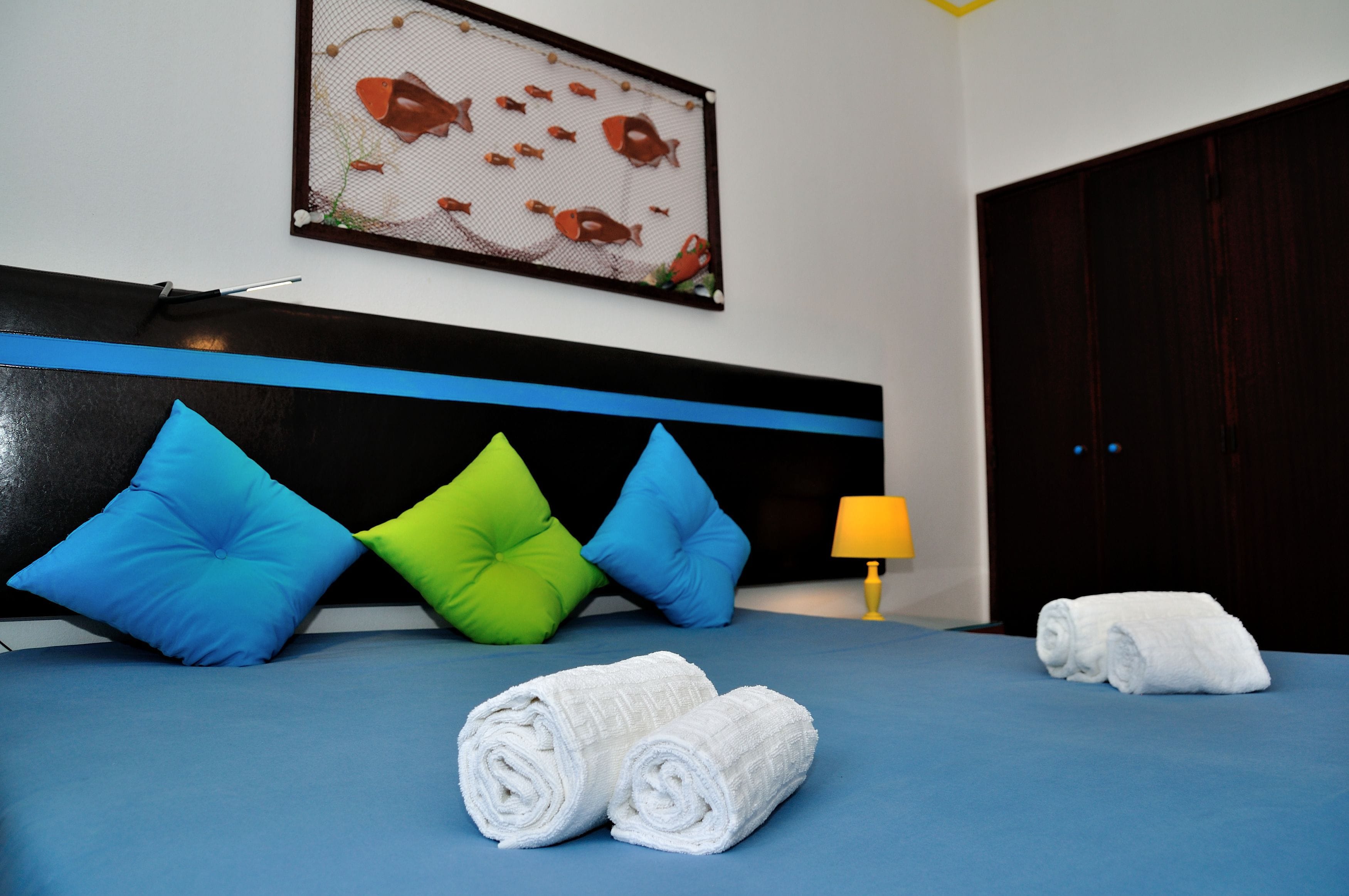 apartment, 1 bedroom, private bathroom | in-room safe, desk, free wifi, bed sheets