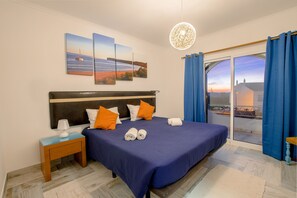 Flat-screen TV - Tonel Apartments (Vila do Bispo)