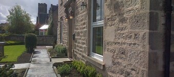 Aurora Hotel & Italian Restaurant