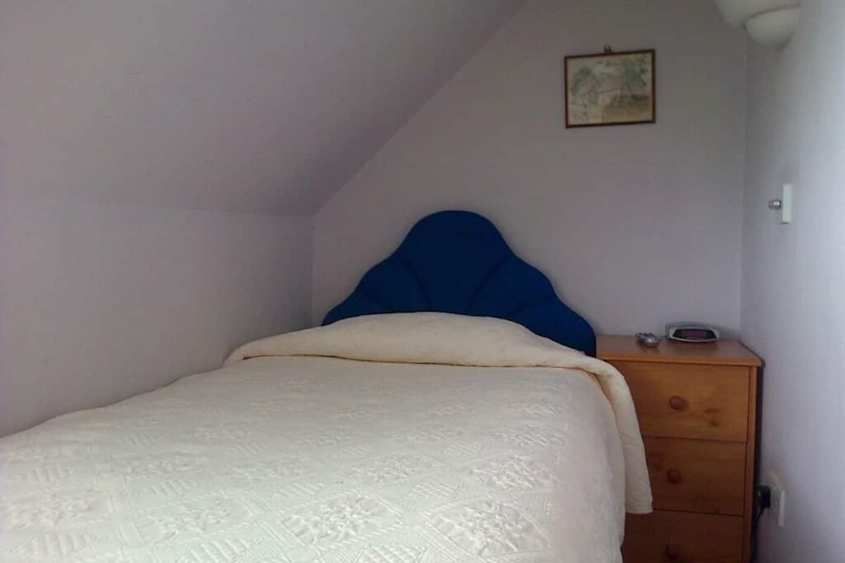 single room, ensuite