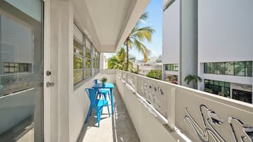 Premium-Studio, 1 Queen-Bett und Schlafsofa, Balkon | Blick vom Balkon