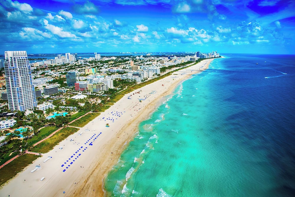 Miami International by Lowkl