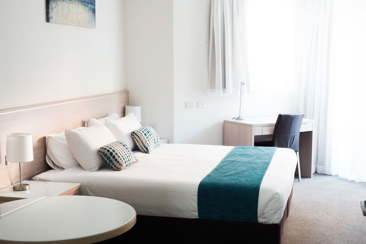 In-room safe, desk, laptop workspace, blackout drapes