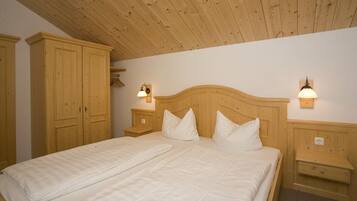 Chalet, 3 makuuhuonetta, terassi, vuoristonÀköala (8 Persons // B6-3SB)