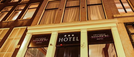 Ingresso della struttura