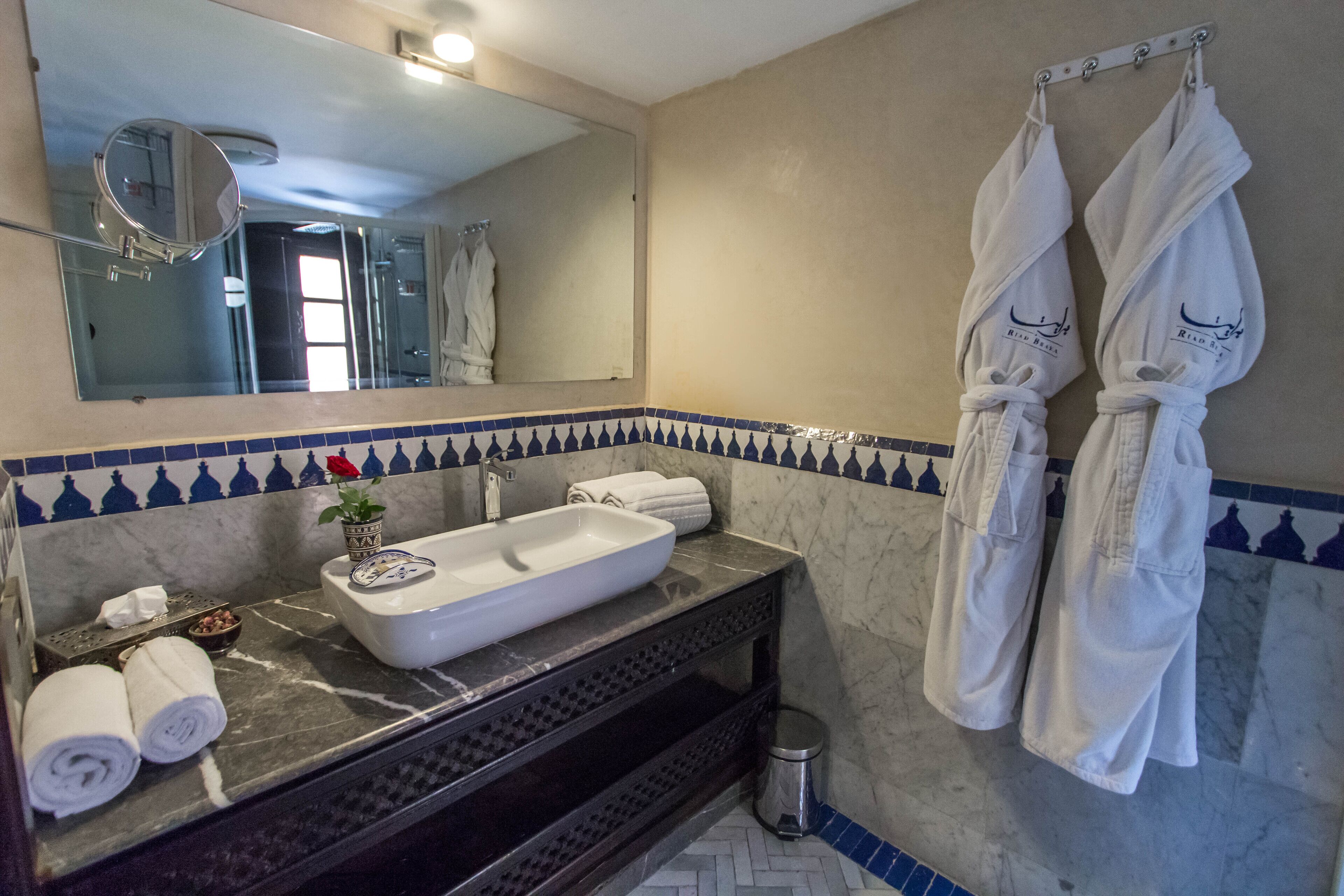Photo - Riad Braya