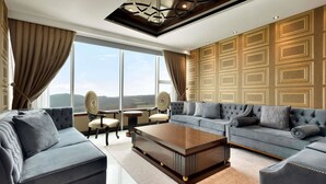 32-inch LED TV with satellite channels, TV - Bigthermal Spa Resort (Kirsehir)
