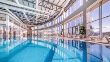 Innenpool, Außenpool