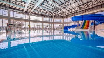 Indoor pool, outdoor pool