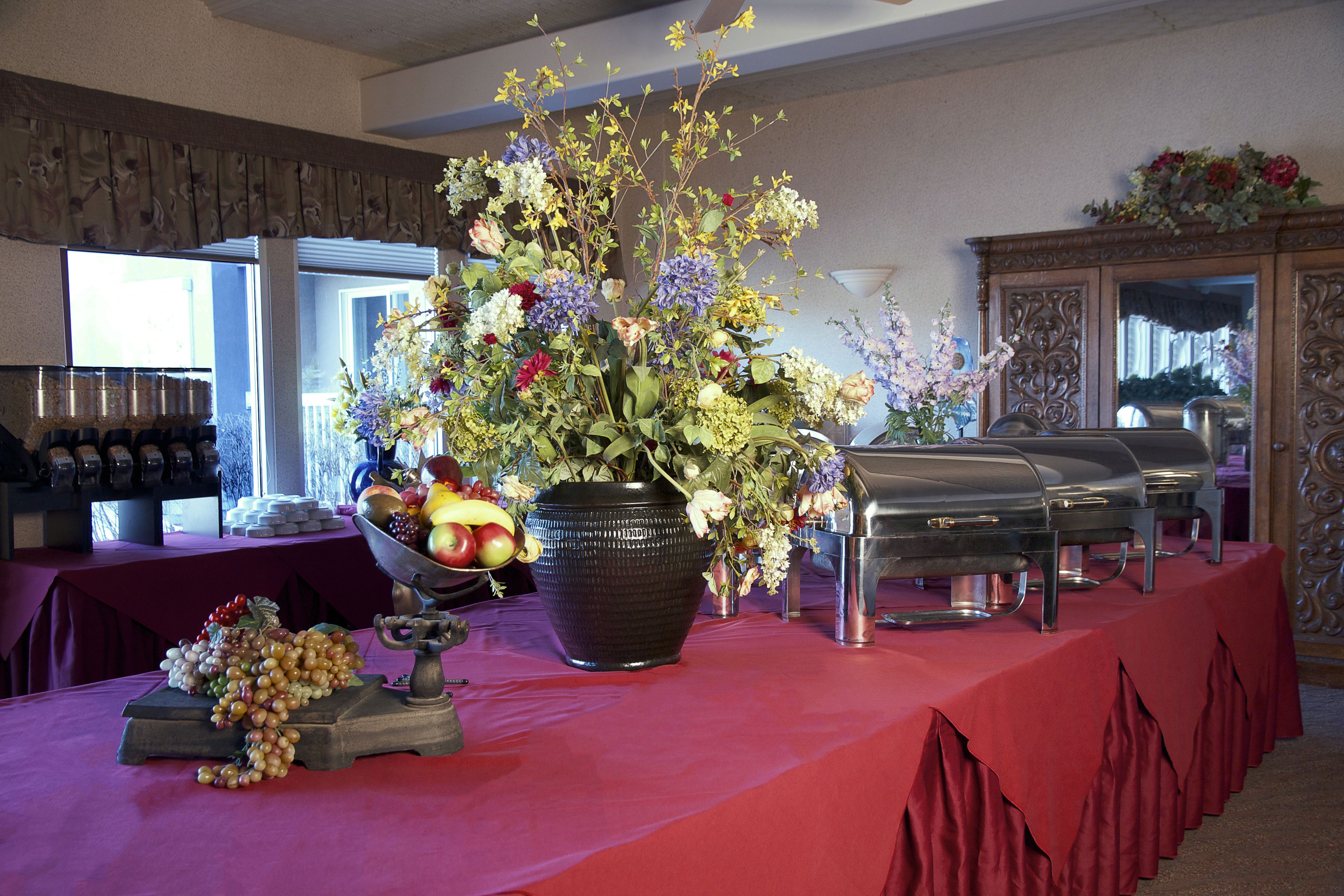 daily buffet breakfast (usd 19.00 per person)