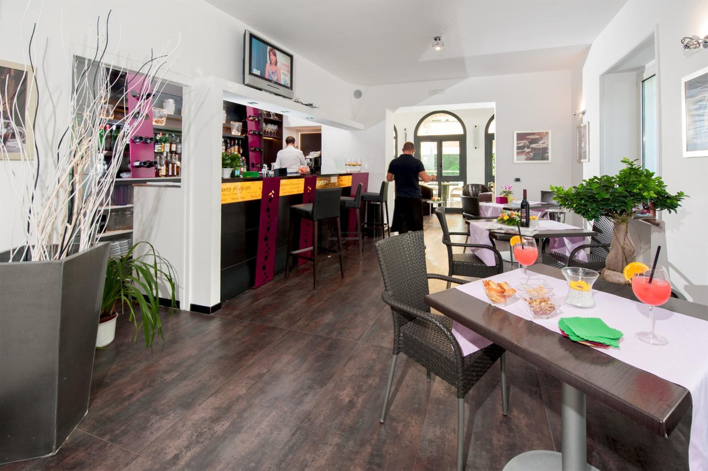 dinner served, mediterranean cuisine, pool views